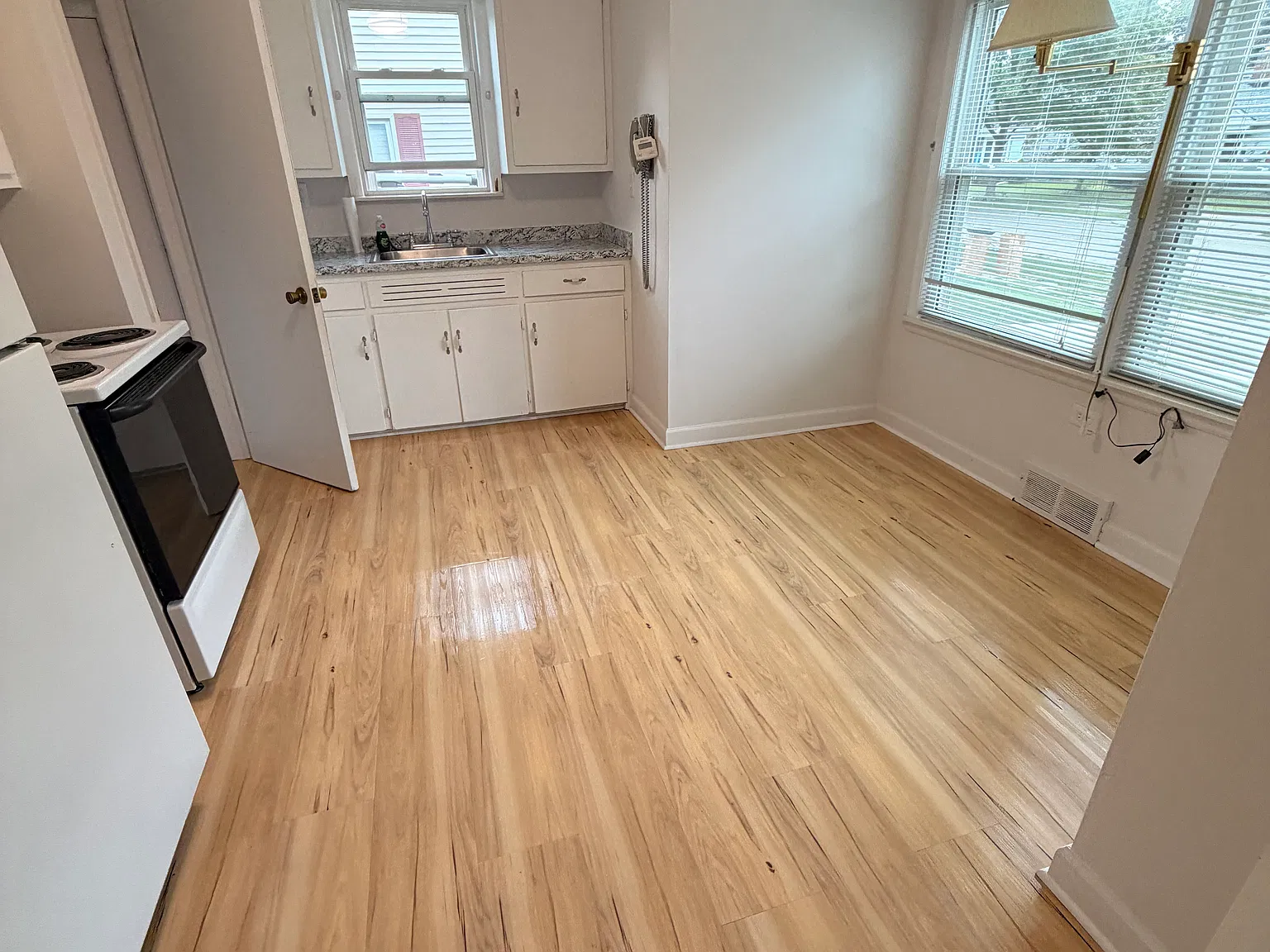 3 bed, 1087 sqft, $1,895 — Photo 4