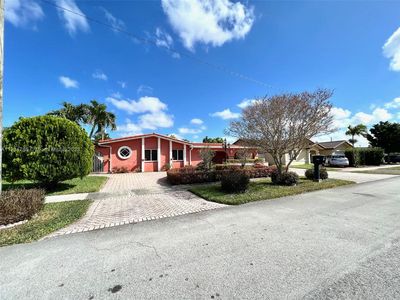 4631 W 8th Ln, Hialeah, FL, 33012