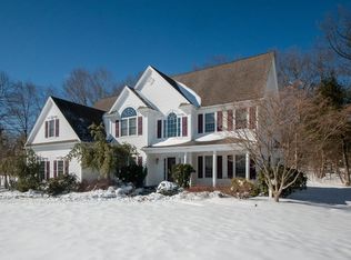 12 Smith Rd, Hopkinton, MA 01748