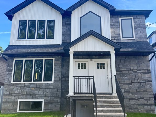 18 Cooper Pl #2