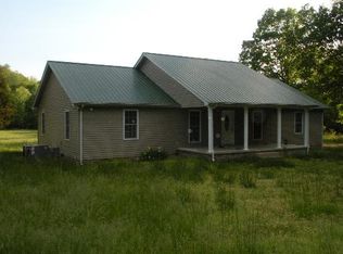 1248 S Toms Creek Rd, Linden, TN 37096