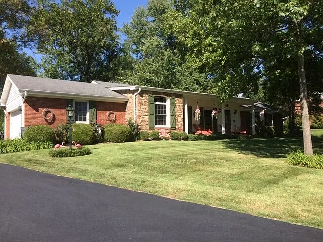 1823 Bopp Rd photo 1