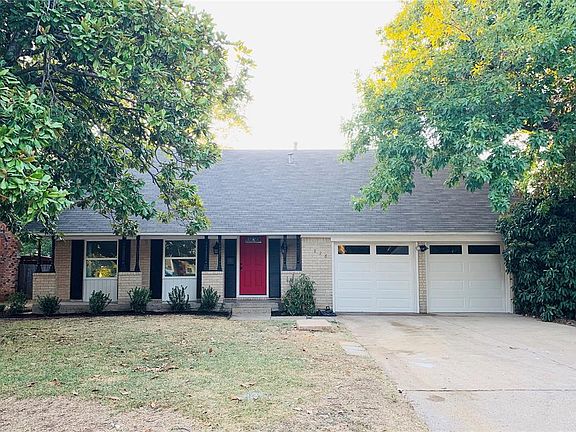 2nd image of 1826 Jones Dr