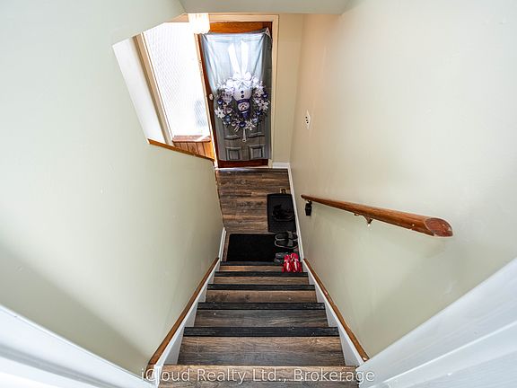 5th image of 82 Griselda Cres