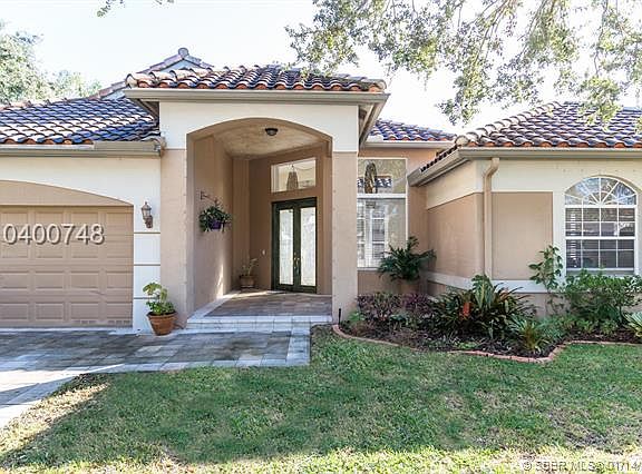 3rd image of 3700 E Lake Estates Dr
