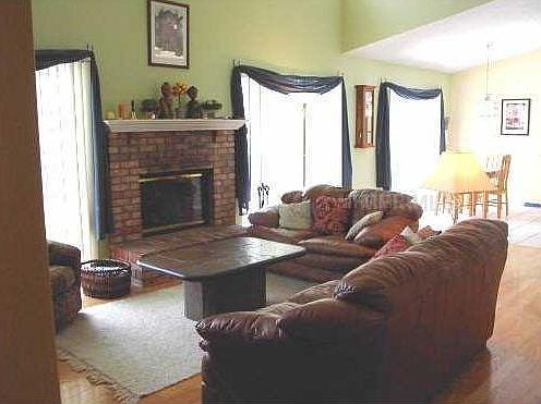 2nd image of 12913 Lower River Blvd