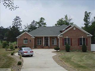 1st image of 12 Kentbury Cir