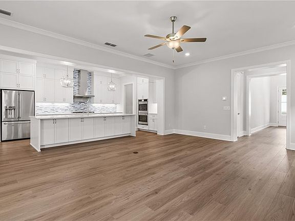 6th image of this home