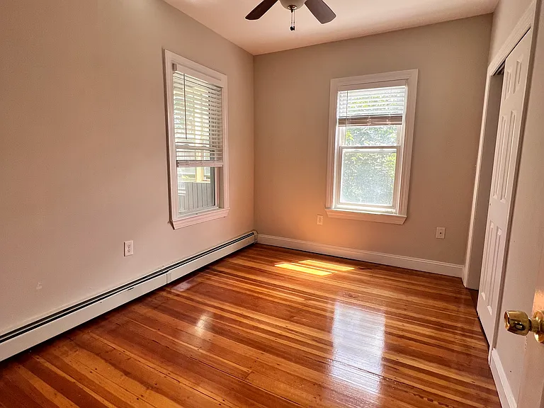 262 Shirley St #3 — Photo 4
