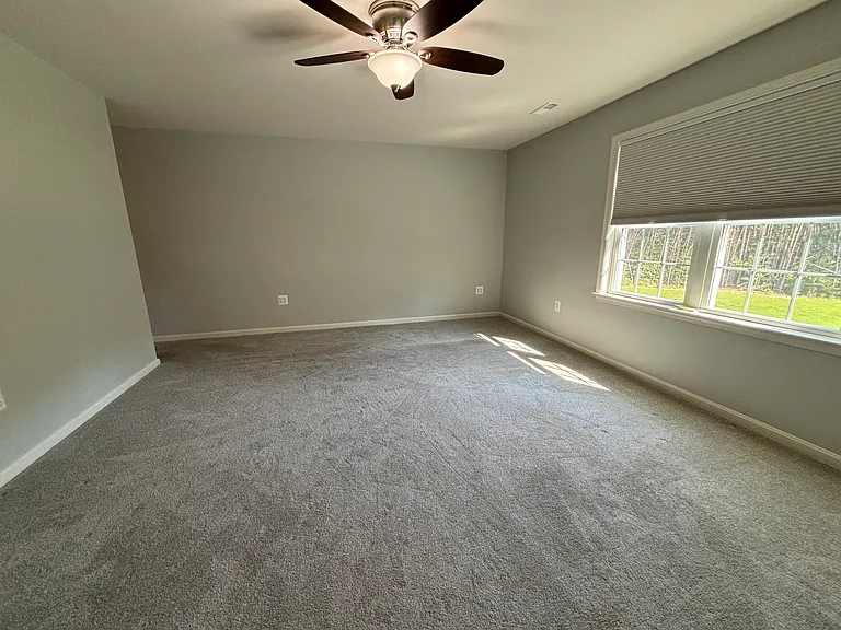 16209 Round Hill Rd — Photo 24