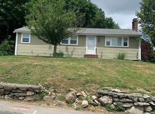 98 Sunshine Dr, Marlborough, MA 01752