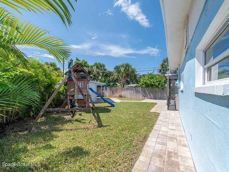 365 Hula Cir — Photo 24