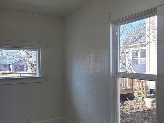 2nd image of 300 N Maple St