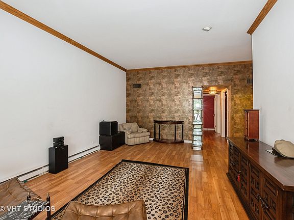 2nd image of 9803 S Keeler Ave #C