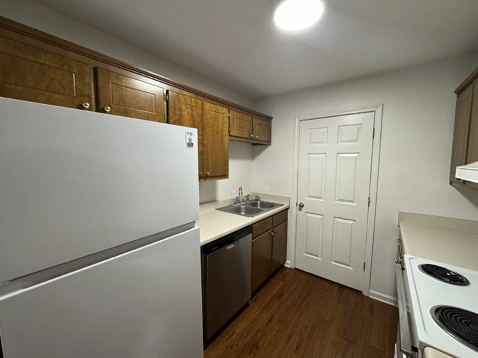 1 bed, 1.0 bath, 600 sqft, $695 — Photo 4