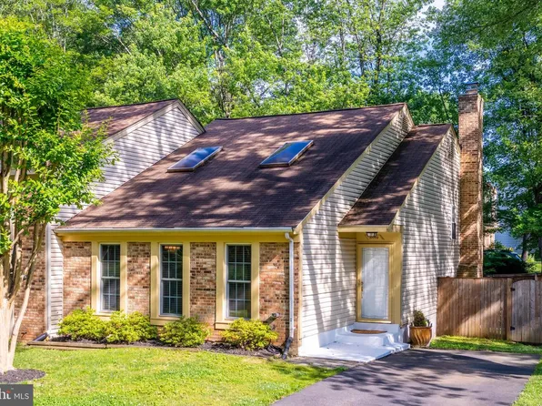 10060 Wood Sorrels Ln, Burke, VA 22015