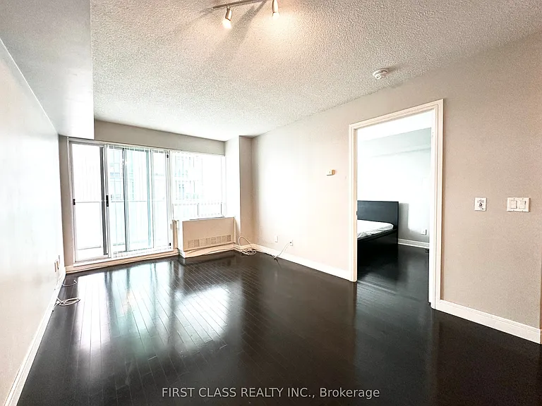 35 Bales Ave #1203 — Photo 8