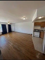 222-17 North Conduit Avenue