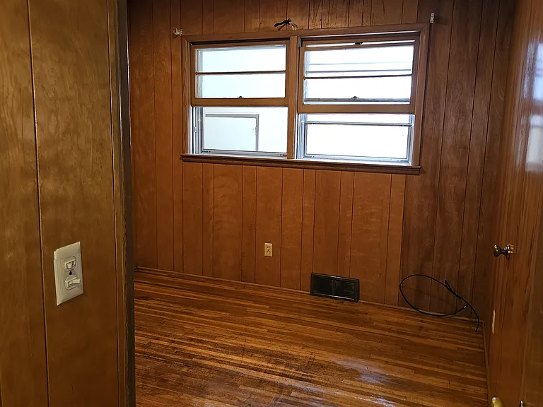 448 N 8th St — Photo 17