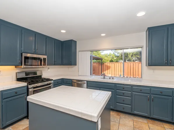 31939 Monique Cir, Temecula, CA 92591