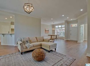 2731 Deford Mill Rd SE, Owens Cross Roads, AL 35763