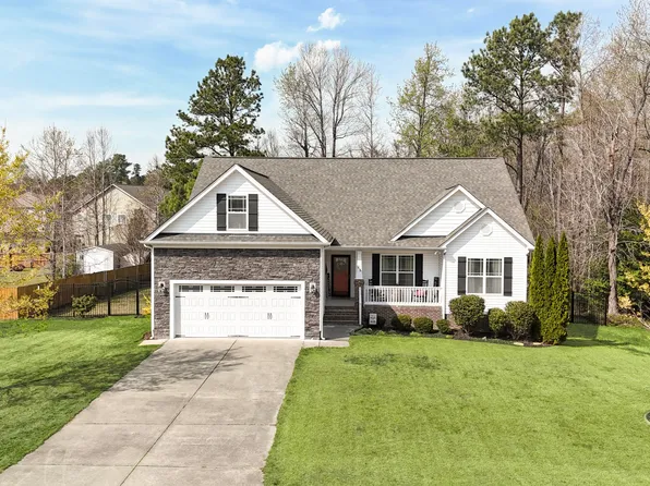 25 Walnut View Ct, Youngsville, NC 27596