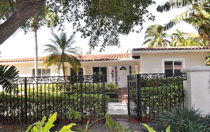 1st image of 545 Vilabella Ave