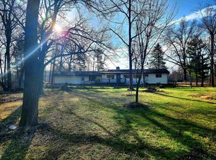 3312 Schmidt Ln, Fort Wayne, IN 46816