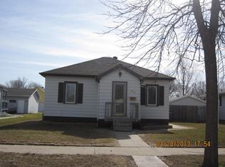 810 2nd Ave NE, East Grand Forks, MN 56721