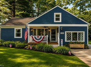 6280 Clearair Dr, Mentor, OH 44060
