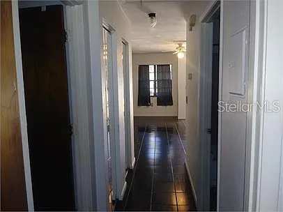 2 bed, 1.0 bath, 790 sqft, $1,050 — Photo 3