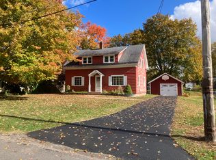 4950 Elm St, North Rose, NY 14516