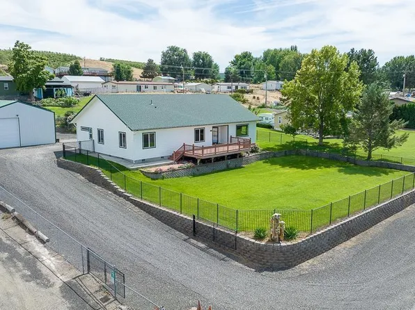 280 Lakeview Dr, Burbank, WA 99323
