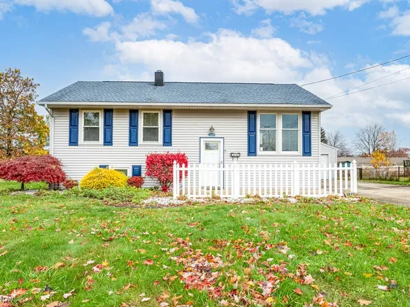 5676 Baylor Ave, Youngstown, OH 44515