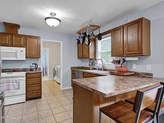 2nd image of 5520 Whisper Creek Ln