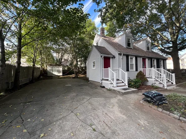 51 Cleveland St, New Bedford, MA 02744