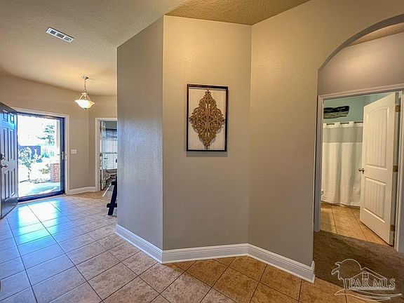 5th image of 5933 Palermo Dr