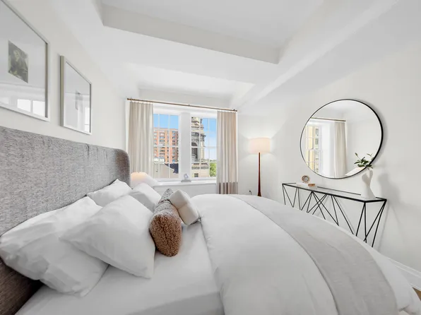 360 Central Park West image 14 of 16