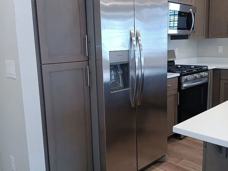 610 Pickering Ln — Photo 10
