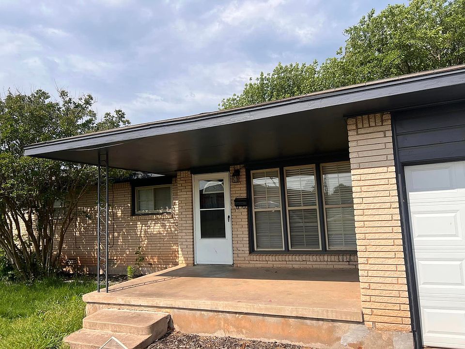 1st image of 28 NW 40th St