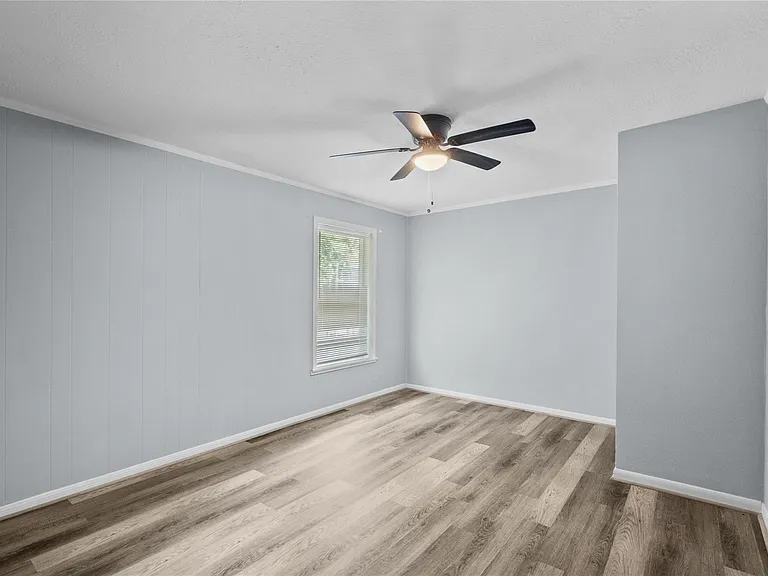 2324 Cedar Dr #3 — Photo 5