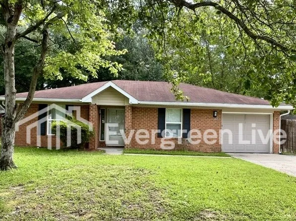 115 Pembroke Ct, Raeford, NC 28376