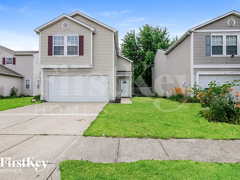 10855 Walnut Grv — Photo 1
