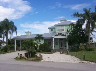 8313 SE Cumberland Cir, Hobe Sound, FL 33455