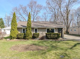 2925 James Rd, Auburn Hills, MI 48326