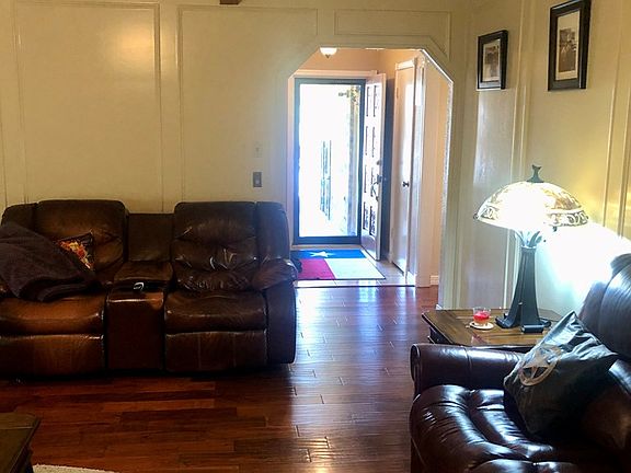 5th image of 6533 Dunbar Dr