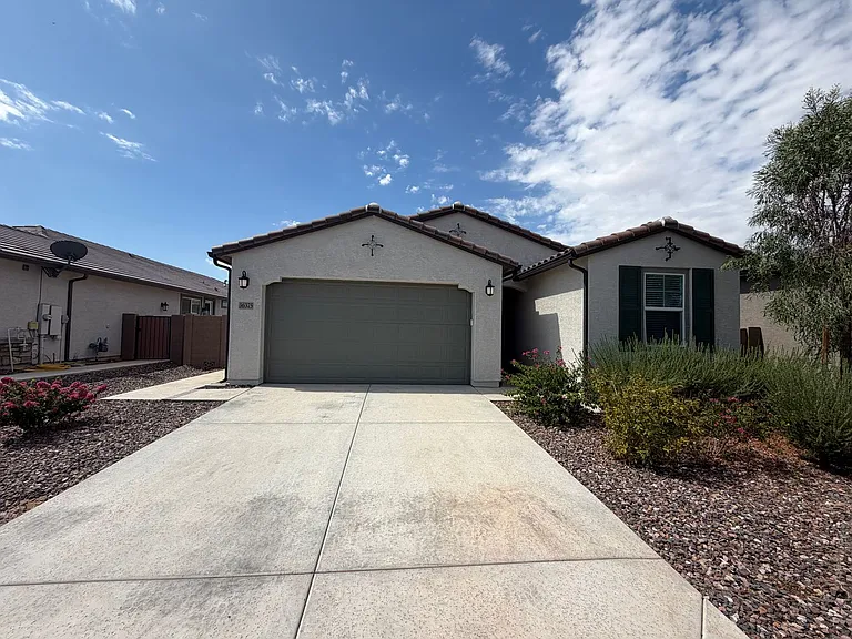 36375 W Leonessa Ave — Photo 26