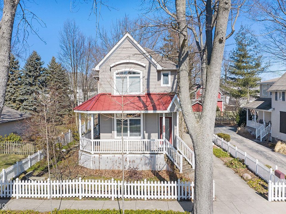 1st image of 117 Clinton St