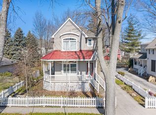 117 Clinton St, South Haven, MI 49090