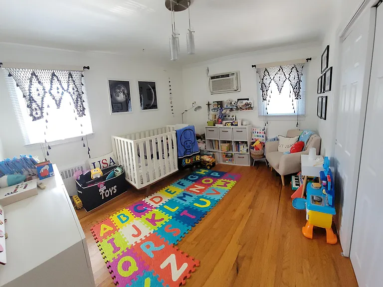 228 Manor Rd — Photo 15